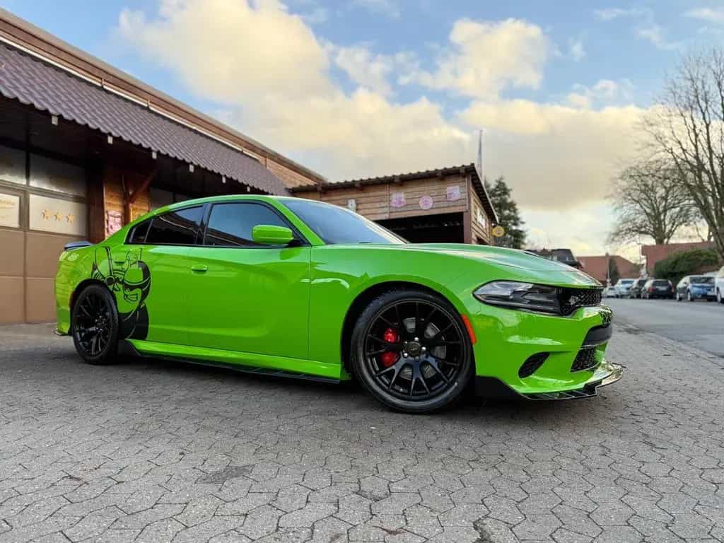Dodge 392 SRT*V8*SCAT BACK*BREMBO*GARANTIE*NAVI*VOLL* 05/2018-photo-14