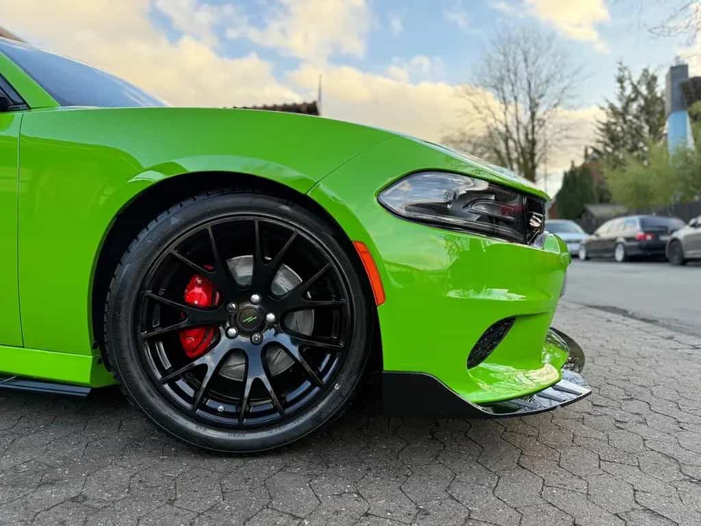 Dodge 392 SRT*V8*SCAT BACK*BREMBO*GARANTIE*NAVI*VOLL* 05/2018-photo-15