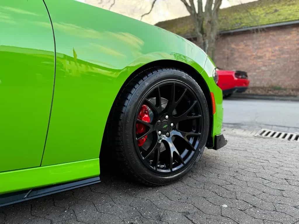 Dodge 392 SRT*V8*SCAT BACK*BREMBO*GARANTIE*NAVI*VOLL* 05/2018-photo-17