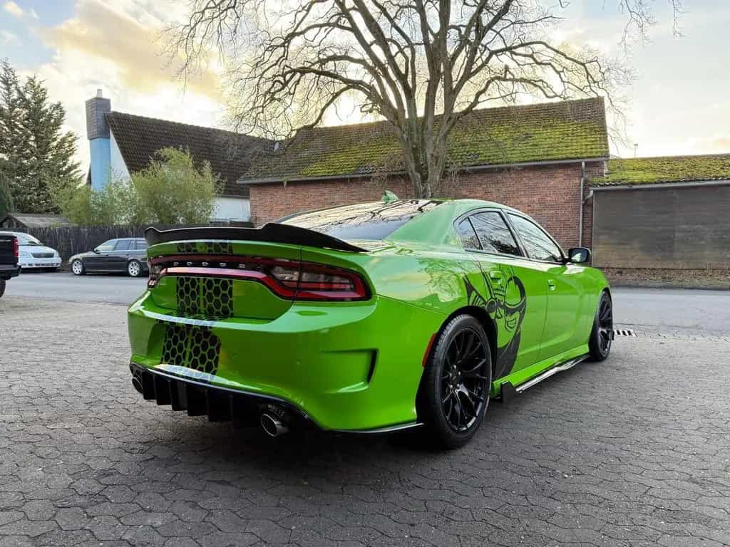 Dodge 392 SRT*V8*SCAT BACK*BREMBO*GARANTIE*NAVI*VOLL* 05/2018-photo-21