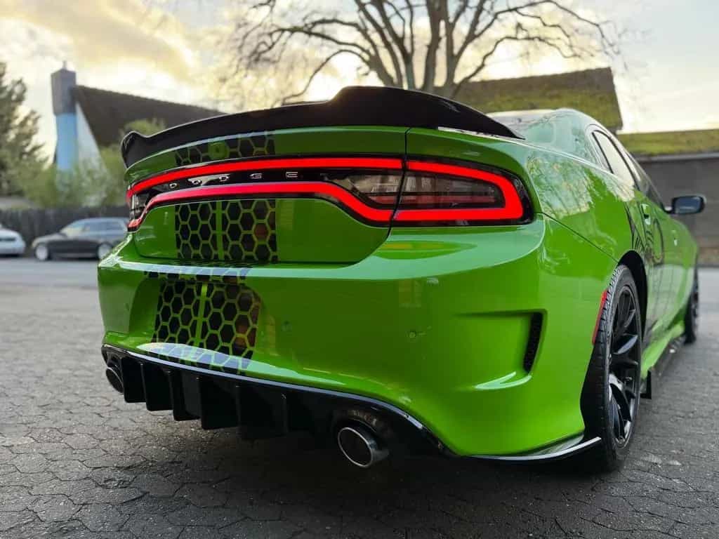 Dodge 392 SRT*V8*SCAT BACK*BREMBO*GARANTIE*NAVI*VOLL* 05/2018-photo-22