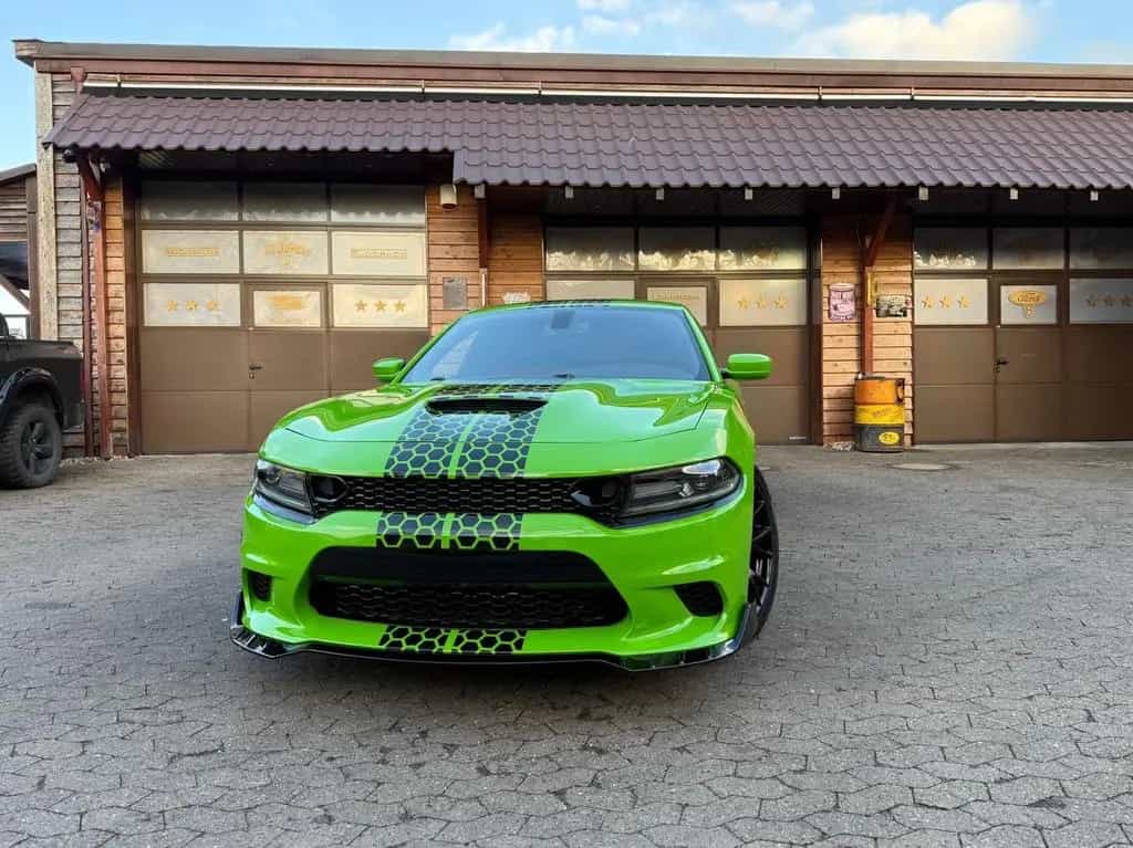 Dodge 392 SRT*V8*SCAT BACK*BREMBO*GARANTIE*NAVI*VOLL* 05/2018-photo-3