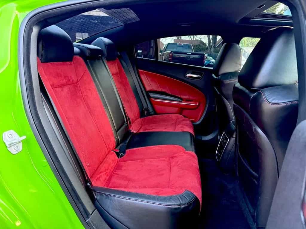 Dodge 392 SRT*V8*SCAT BACK*BREMBO*GARANTIE*NAVI*VOLL* 05/2018-photo-38