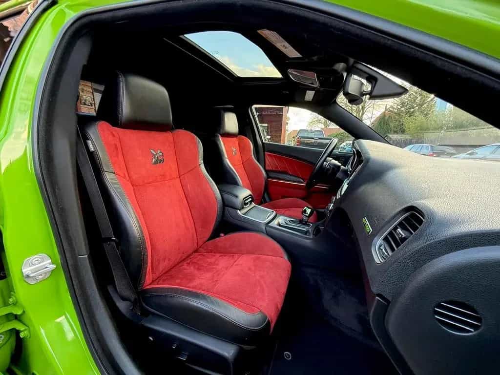 Dodge 392 SRT*V8*SCAT BACK*BREMBO*GARANTIE*NAVI*VOLL* 05/2018-photo-40