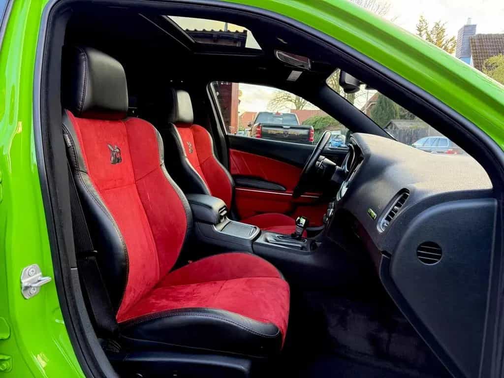Dodge 392 SRT*V8*SCAT BACK*BREMBO*GARANTIE*NAVI*VOLL* 05/2018-photo-41