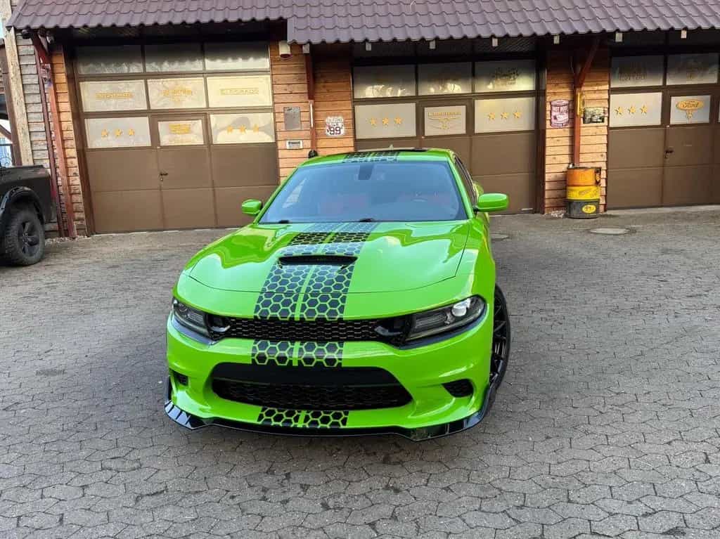Dodge 392 SRT*V8*SCAT BACK*BREMBO*GARANTIE*NAVI*VOLL* 05/2018-photo-5