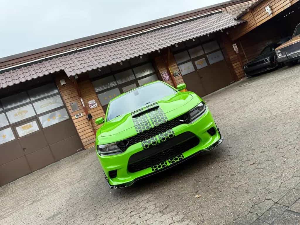 Dodge 392 SRT*V8*SCAT BACK*BREMBO*GARANTIE*NAVI*VOLL* 05/2018-photo-9