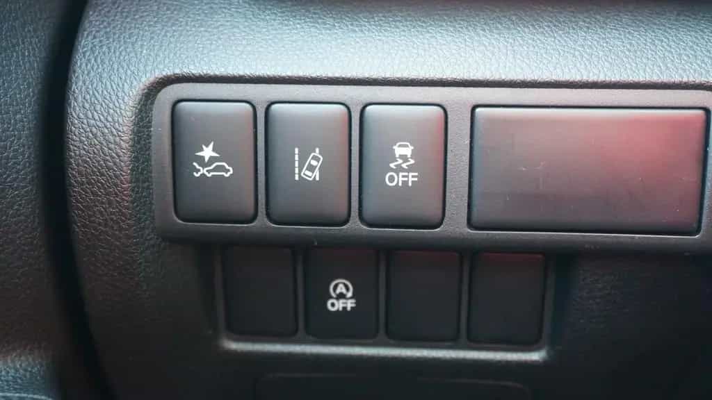Mitsubishi Eclipse Cross Plus 4WD AWD LED Navi ACC 360° PDC 10/2019-photo-17