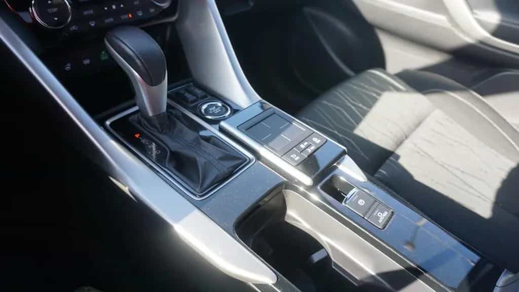 Mitsubishi Eclipse Cross Plus 4WD AWD LED Navi ACC 360° PDC 10/2019-photo-18