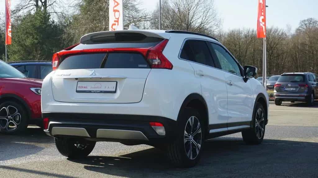 Mitsubishi Eclipse Cross Plus 4WD AWD LED Navi ACC 360° PDC 10/2019-photo-4