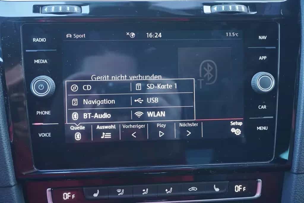 Volkswagen Golf 2.0 TSI GTI TCR LED Navi Reifnitz Dynaudio 05/2019-photo-12