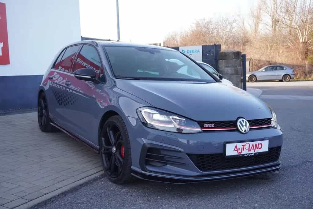 Volkswagen Golf 2.0 TSI GTI TCR LED Navi Reifnitz Dynaudio 05/2019-photo-5
