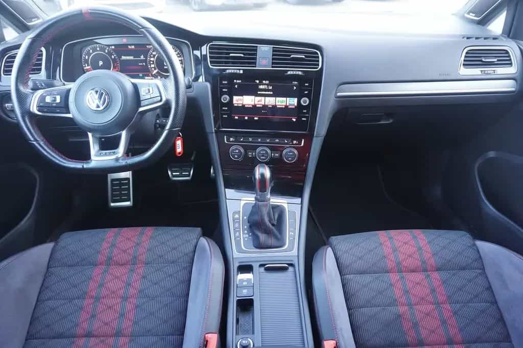 Volkswagen Golf 2.0 TSI GTI TCR LED Navi Reifnitz Dynaudio 05/2019-photo-8