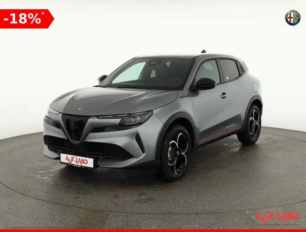 Alfa Romeo Junior Ibrida Speciale 1.2 VGT LED ACC Navi 01/2026-photo-0