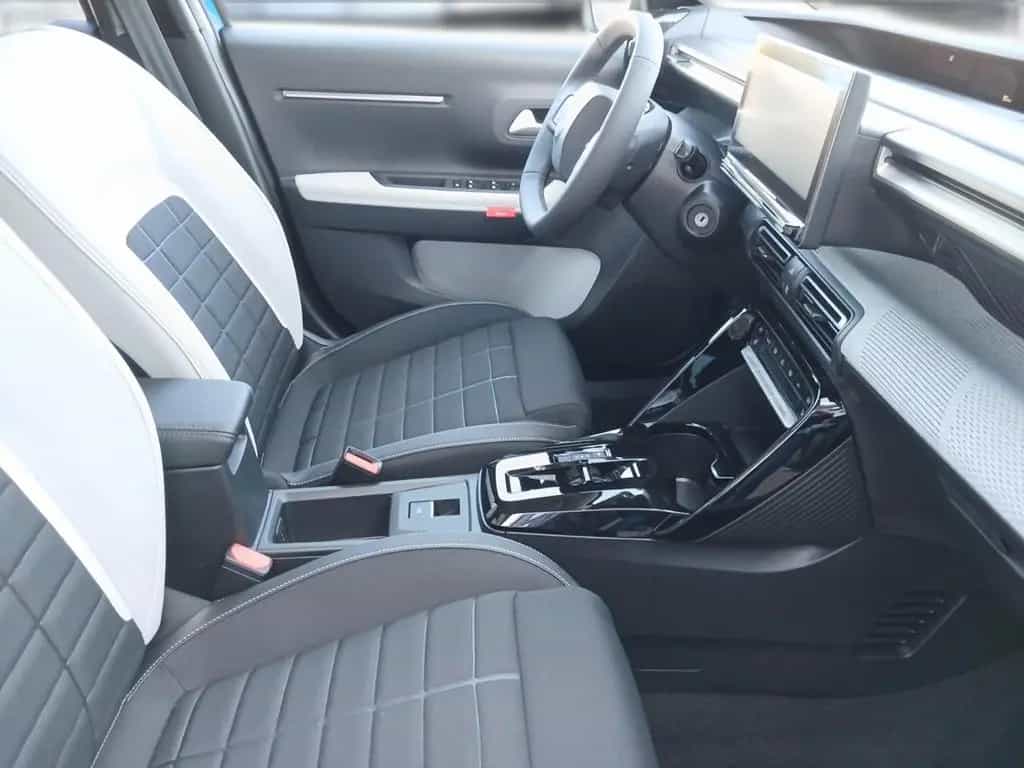 Citroën C3 110 48V HYBRID MAX 02/2026-photo-23
