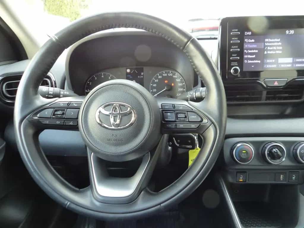 Toyota Yaris 1.5 VVT-iE Kamera LED CarPlay DAB NS SHZ 04/2021-photo-12