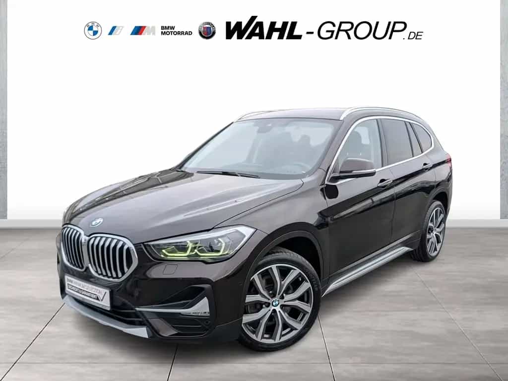 BMW X1 xDrive25d XLINE NAVI PLUS LED AHK LEDER HUD R 08/2021-photo-0