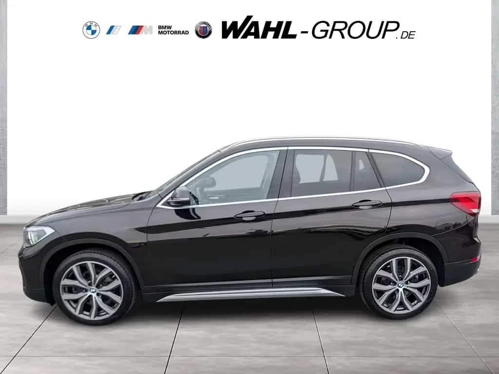 BMW X1 xDrive25d XLINE NAVI PLUS LED AHK LEDER HUD R 08/2021-photo-2