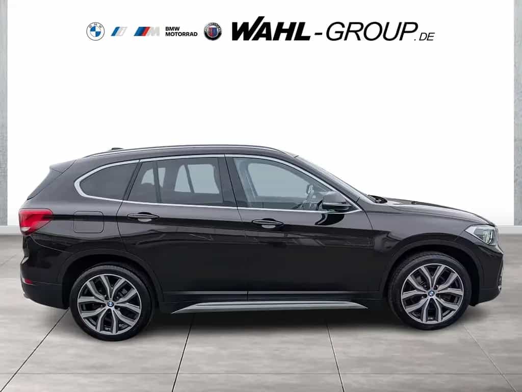 BMW X1 xDrive25d XLINE NAVI PLUS LED AHK LEDER HUD R 08/2021-photo-3