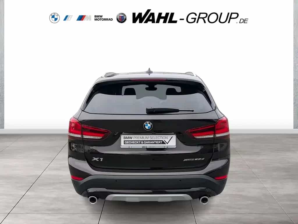 BMW X1 xDrive25d XLINE NAVI PLUS LED AHK LEDER HUD R 08/2021-photo-5