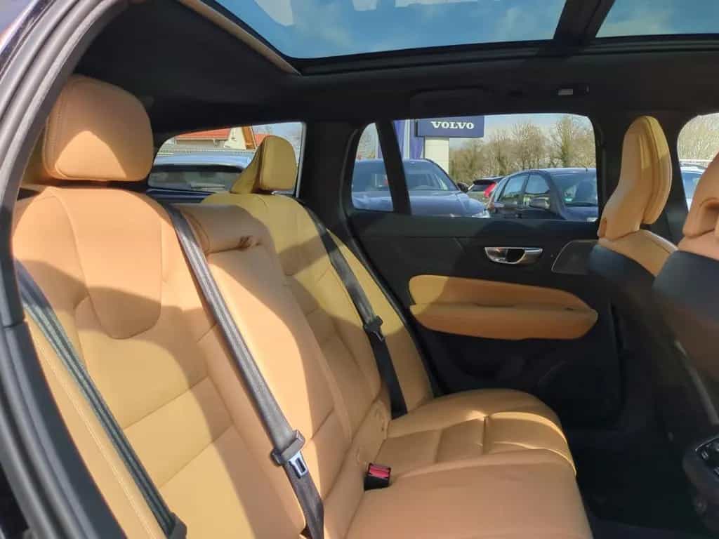 Volvo V60 Ultra Dark HUD Digitales Cockpit Memory Sitz 07/2025-photo-11
