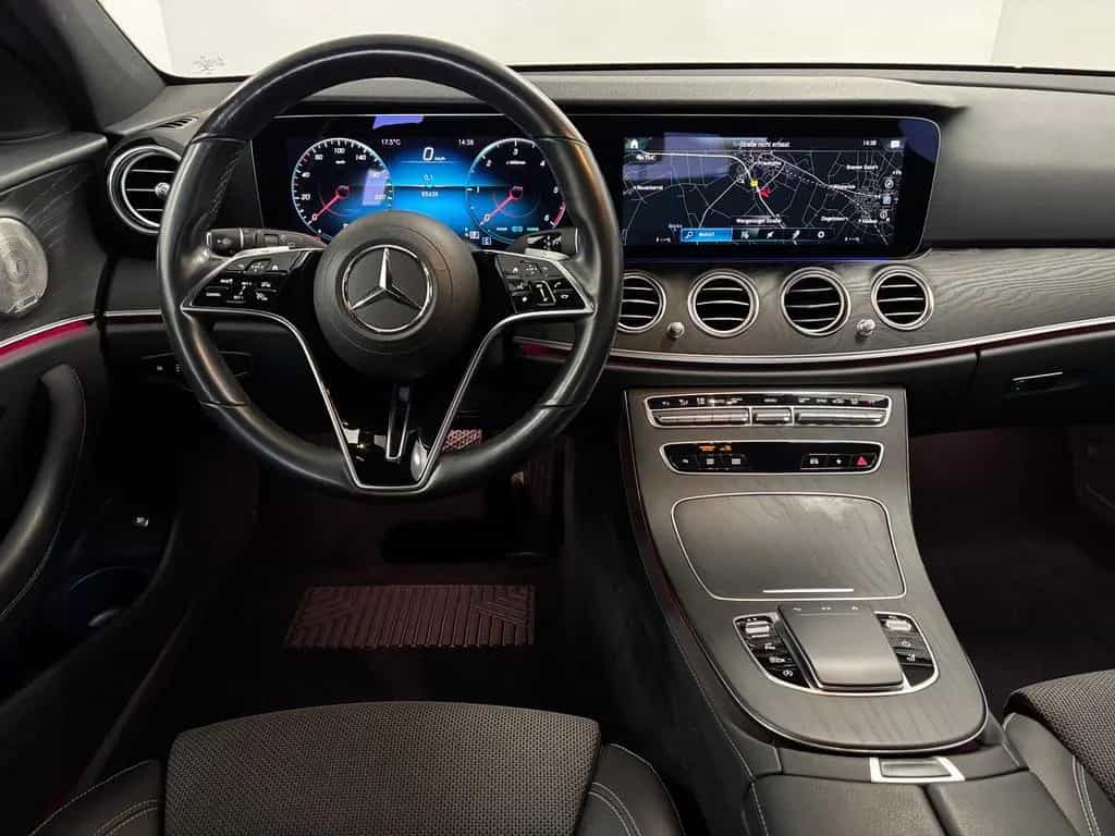 Mercedes-Benz E 300 d T 4M Multibeam 360° Burmester Distronic+ 10/2021-photo-7