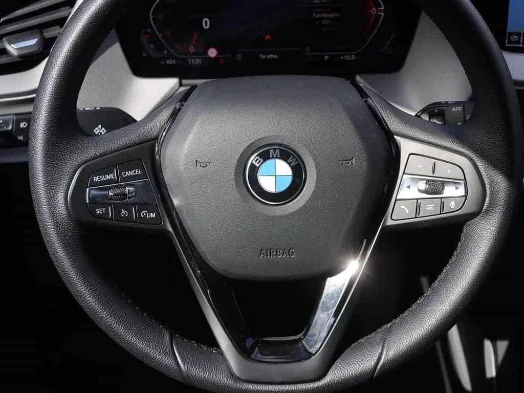 BMW 1 Series 118i Advantage PDC Sitzheizung Alu 12/2022-photo-10