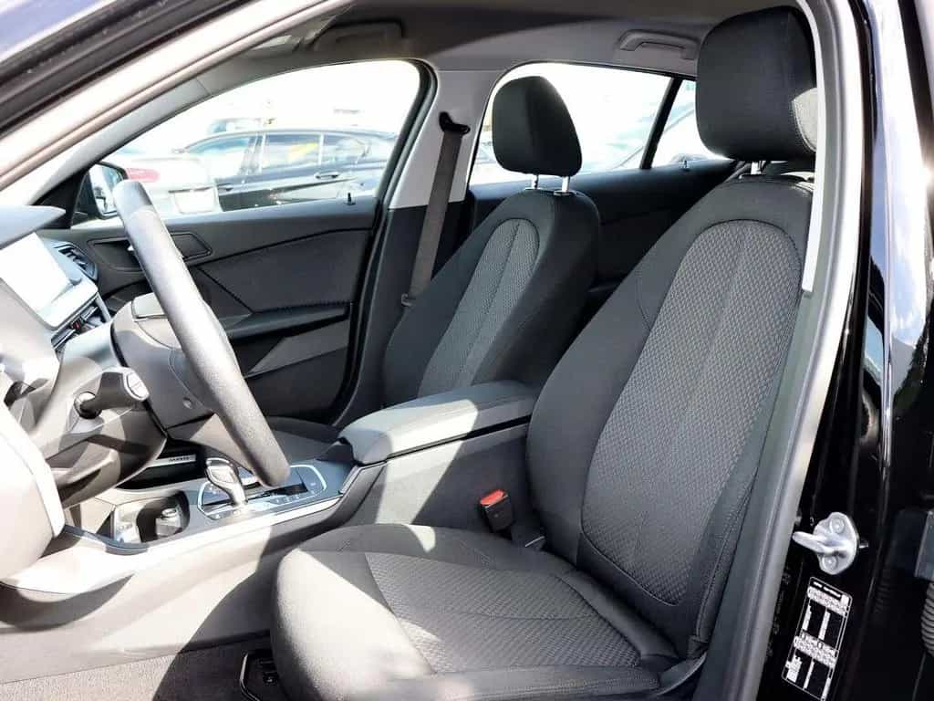 BMW 1 Series 118i Advantage PDC Sitzheizung Alu 12/2022-photo-15