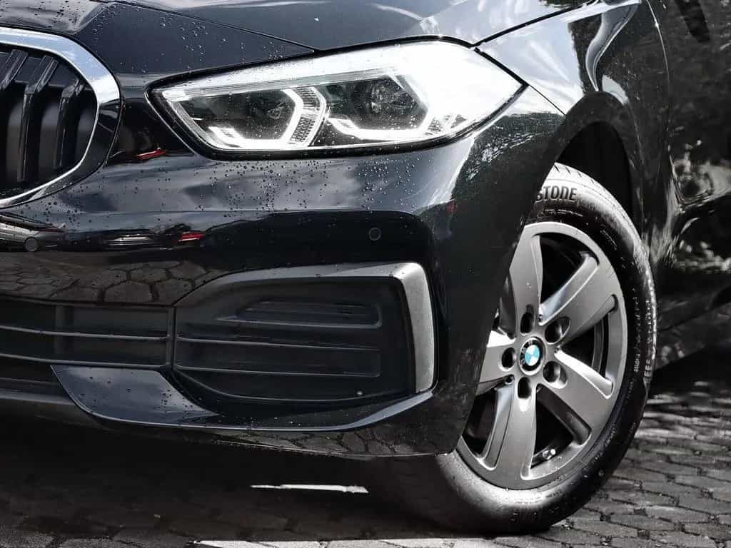 BMW 1 Series 118i Advantage PDC Sitzheizung Alu 12/2022-photo-3