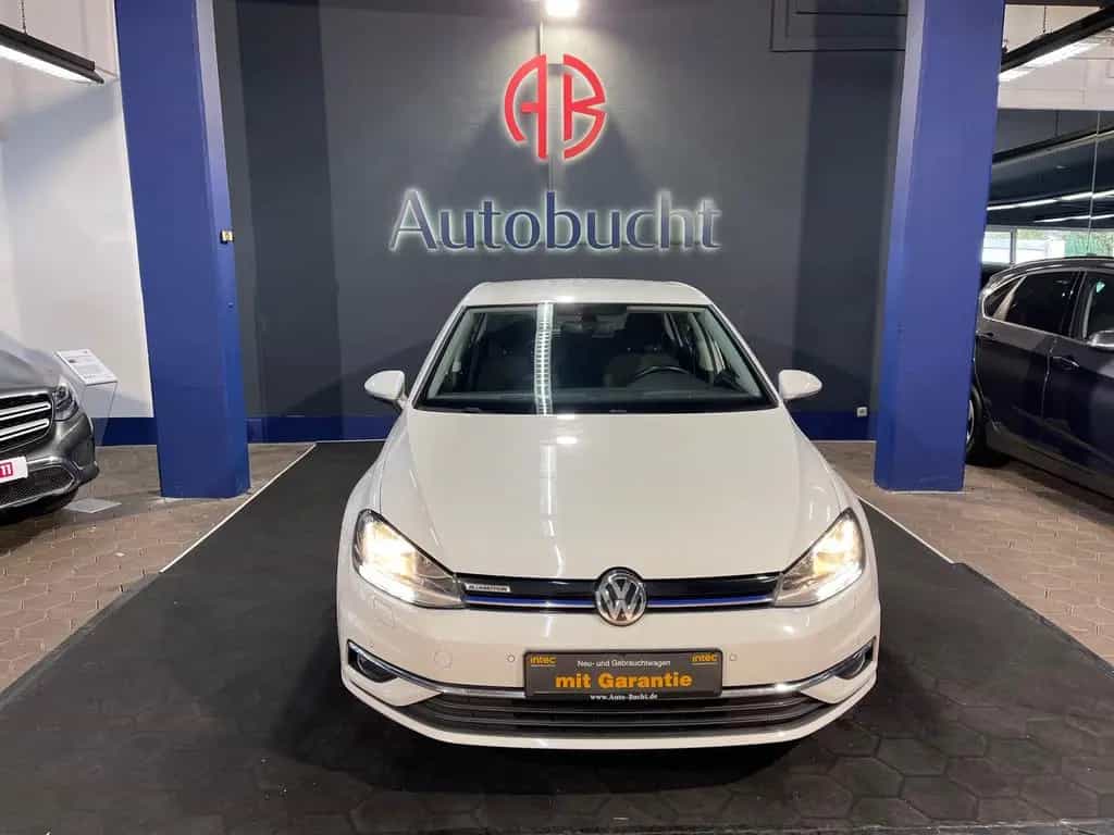 Volkswagen Golf VII Comfortline BlueMotion/ACC/MASSAGE/SITH 01/2019-photo-1