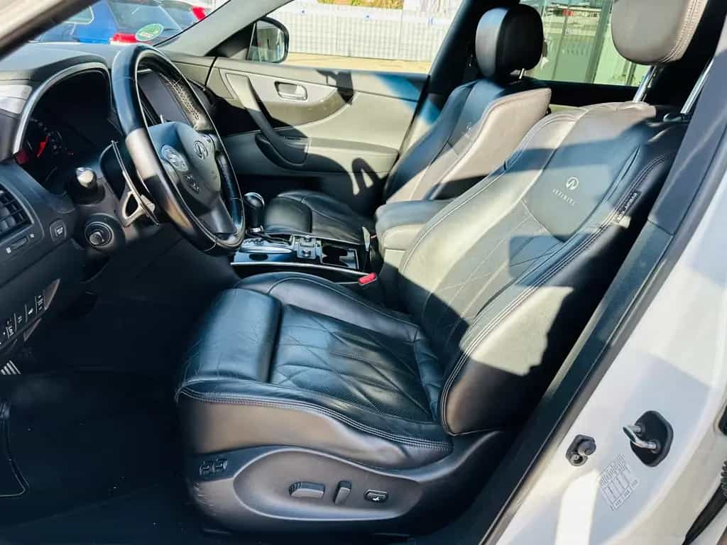 Infiniti FX FX30d GT/ Guter Zustand/ Neu TÜV 04/2012-photo-18