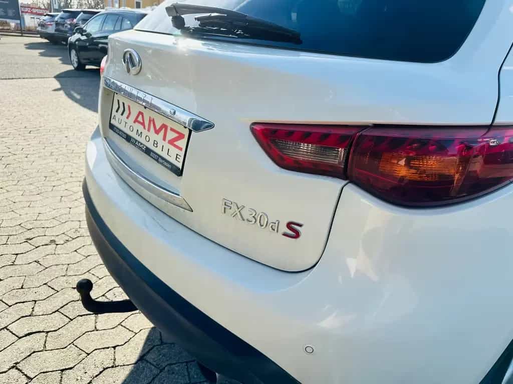 Infiniti FX FX30d GT/ Guter Zustand/ Neu TÜV 04/2012-photo-8
