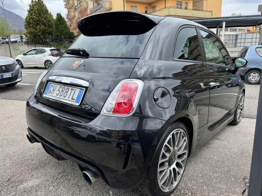 Abarth 500 1.4 Turbo T-Jet 05/2011-photo-2