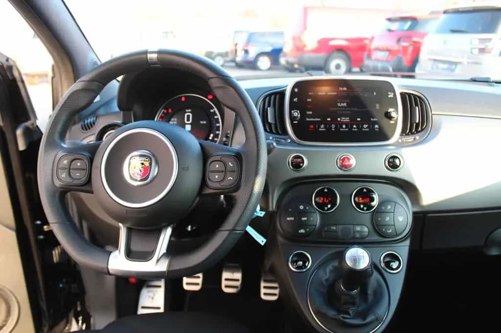 Abarth 500 595 Pista Competizione Beats 10/2018-photo-9