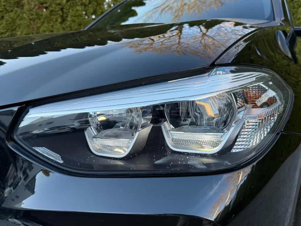 BMW X3 xDrive Aut. 20i LED+NAVI+SHZ+LIVE+SPORT+LEDER 01/2020-photo-29