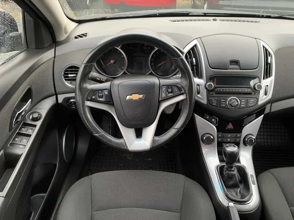 Chevrolet Cruze Kombi 1.6*Klima, PDC hinten, Temp., Nr. 19 05/2013-photo-16