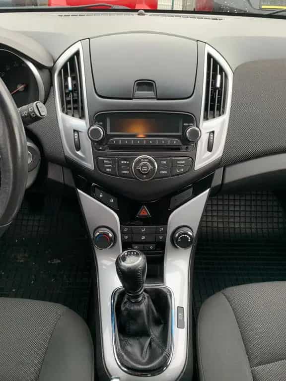 Chevrolet Cruze Kombi 1.6*Klima, PDC hinten, Temp., Nr. 19 05/2013-photo-17