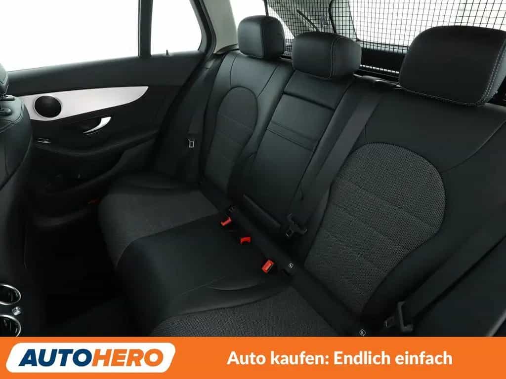 Mercedes-Benz C-Class 180 T Avantgarde Aut.*LED*NAVI*TEMPO*CAM*PDC* 12/2020-photo-13