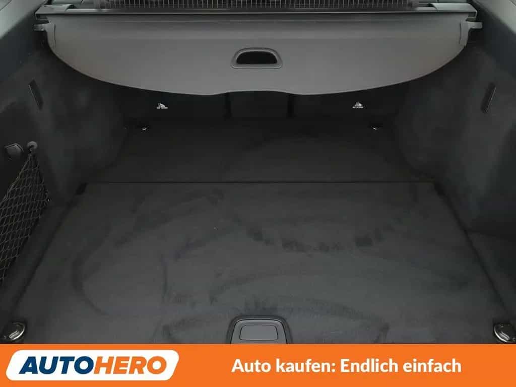 Mercedes-Benz C-Class 180 T Avantgarde Aut.*LED*NAVI*TEMPO*CAM*PDC* 12/2020-photo-17