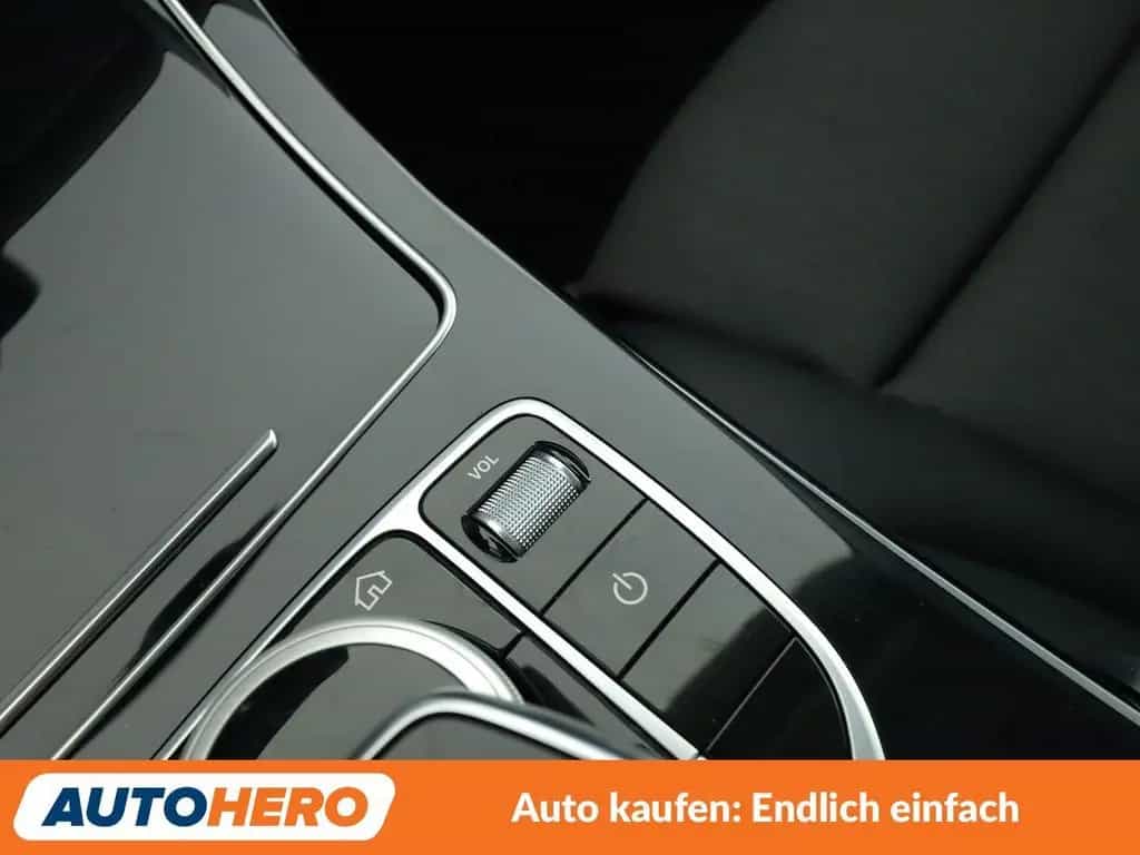 Mercedes-Benz C-Class 180 T Avantgarde Aut.*LED*NAVI*TEMPO*CAM*PDC* 12/2020-photo-26