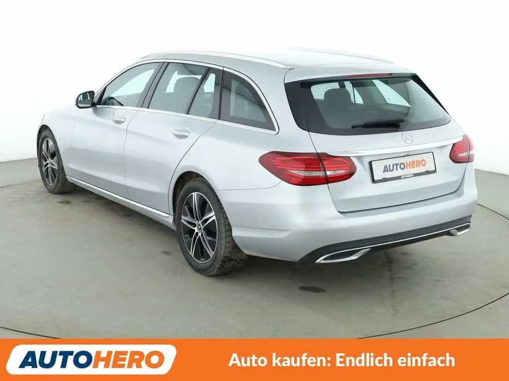 Mercedes-Benz C-Class 180 T Avantgarde Aut.*LED*NAVI*TEMPO*CAM*PDC* 12/2020-photo-3