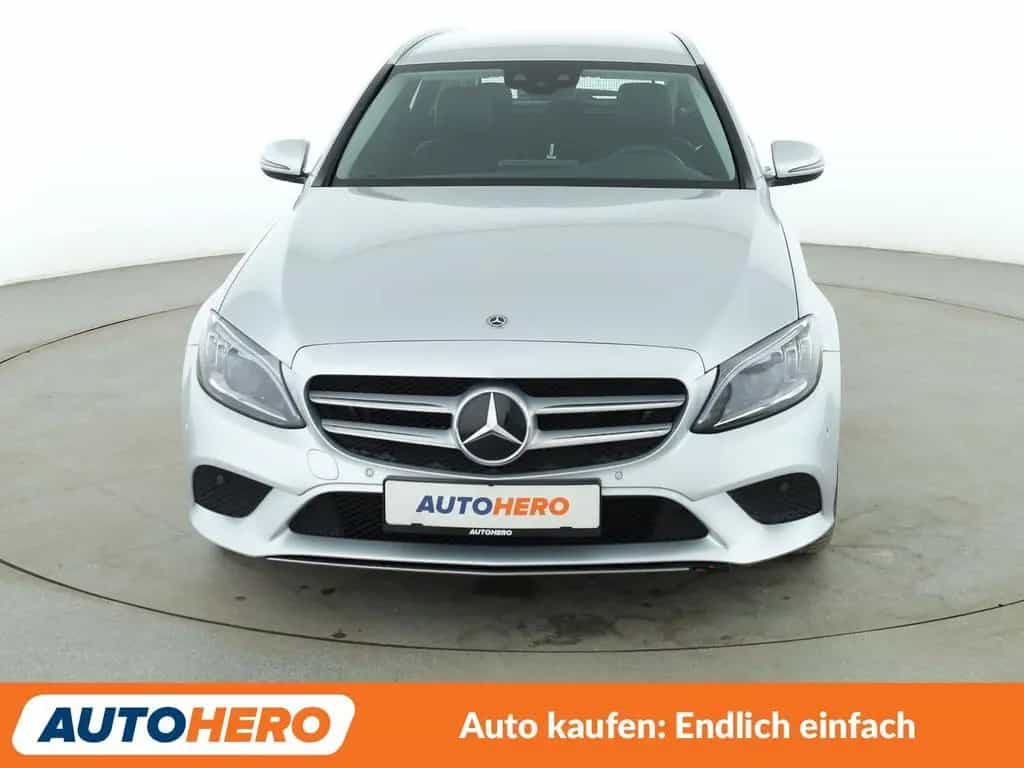 Mercedes-Benz C-Class 180 T Avantgarde Aut.*LED*NAVI*TEMPO*CAM*PDC* 12/2020-photo-8