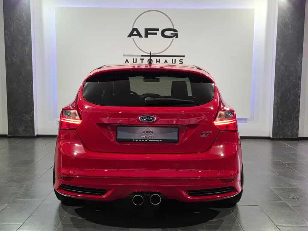 Ford Focus Lim. ST*SPORTAUSPUFFANLAGE*GEWINDEFAHRWERK 10/2014-photo-5
