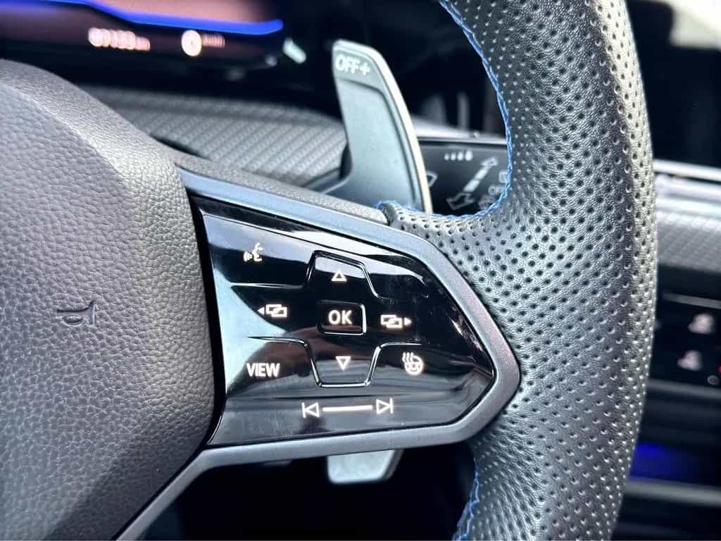 Volkswagen Golf R 4MO*DCC*HUD*AKRAPOVIC*IQ*HARMAN*ACC*KAM 07/2022-photo-21