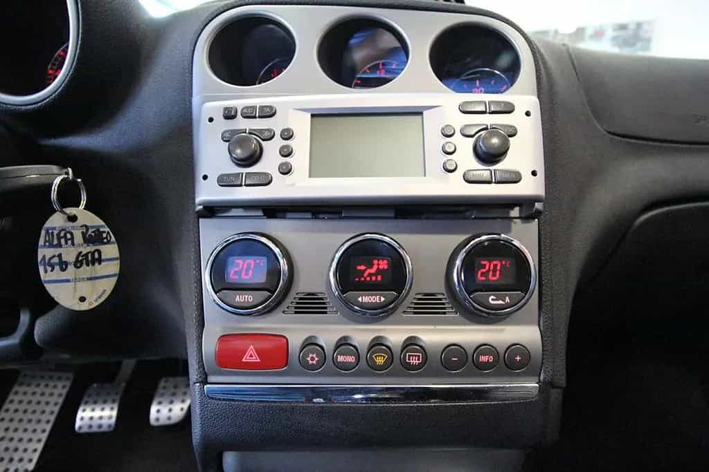 Alfa Romeo 156 GTA 3.2i V6 24V Sportwagon MANUAL 08/2003-photo-11