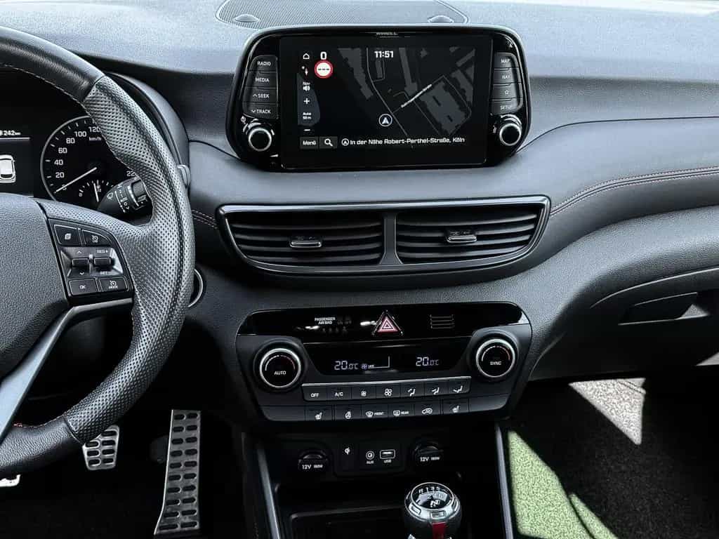 Hyundai TUCSON TURBO M N LINE 2WD+PANO+NAVI+KAMERA 01/2020-photo-9