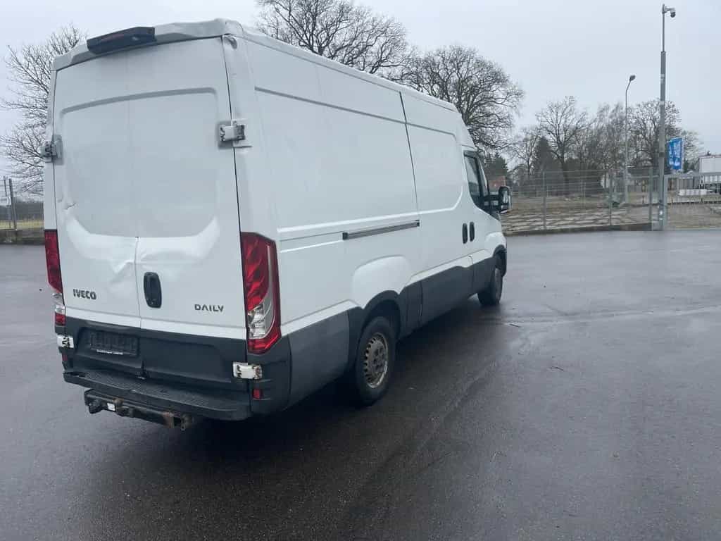 Iveco ANDERE Daily Kasten HKa 35 S /KLIMA/ 09/2017-photo-6