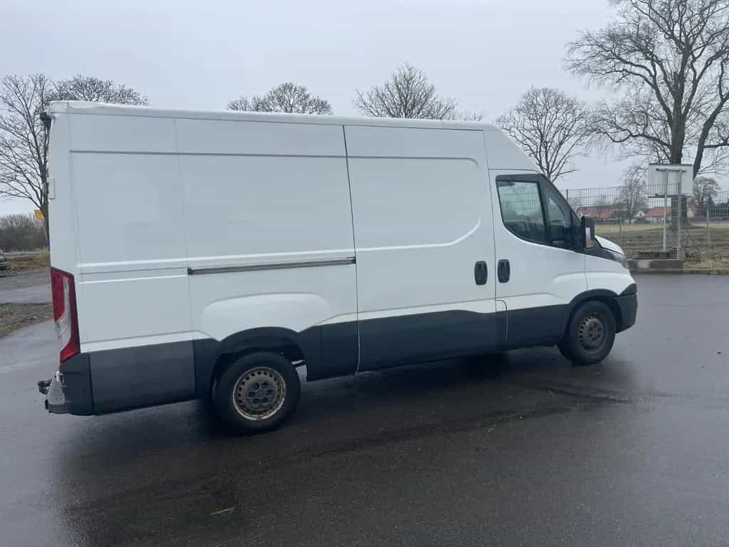 Iveco ANDERE Daily Kasten HKa 35 S /KLIMA/ 09/2017-photo-7