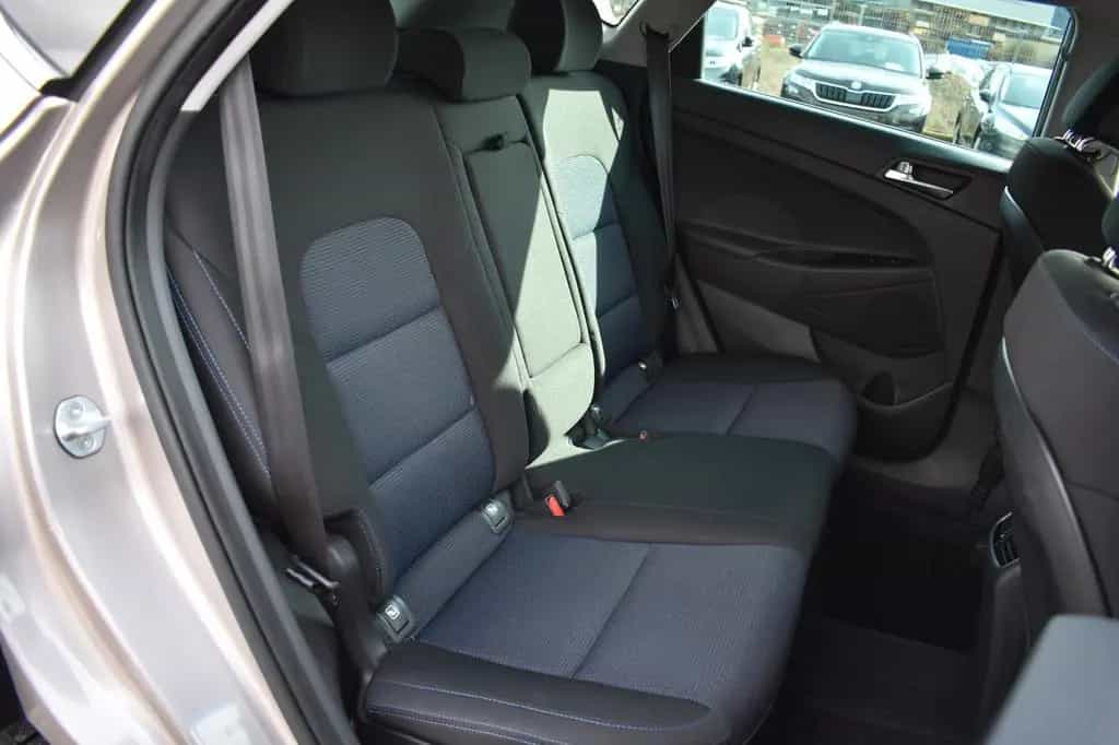 Hyundai TUCSON Style 2WD Panorama Dach Bluetooth Schaltr 02/2016-photo-29
