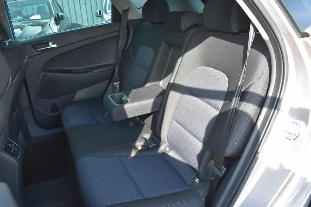 Hyundai TUCSON Style 2WD Panorama Dach Bluetooth Schaltr 02/2016-photo-32